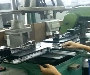 半自动钻孔攻牙机