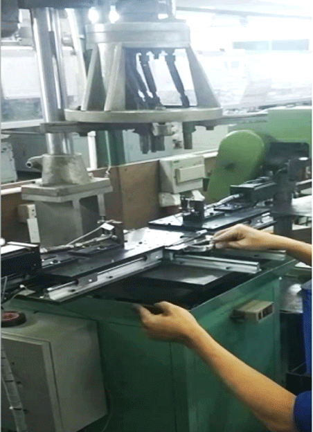 半自动钻孔攻牙机